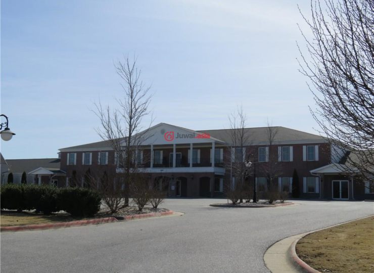 美国阿肯色州本顿维总占地12464平方米的商业地产